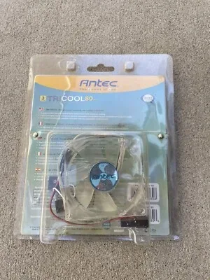 Cooler Antec 80 TriCool G-LED Rojo